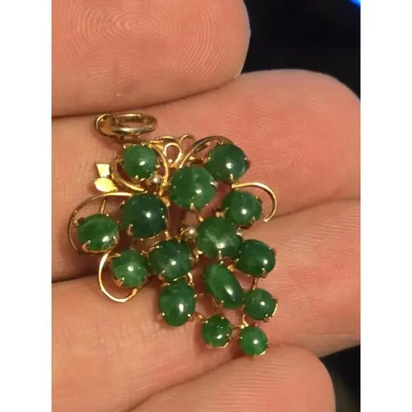 14K Solid Gold Natural Green Jadeite Grape Cluster Pendant Cabochon Vintage